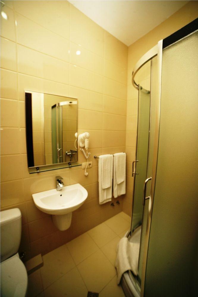 Basilon Hotel Tbilisi Buitenkant foto